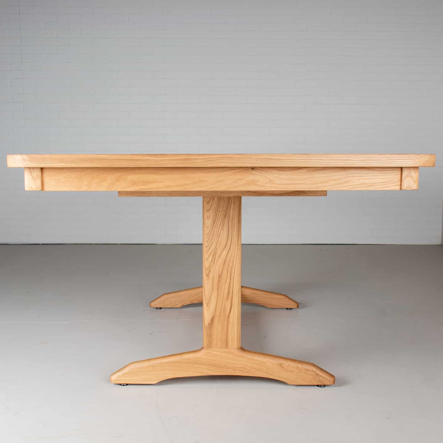 Martin Extendable Trestle Table - Image 4