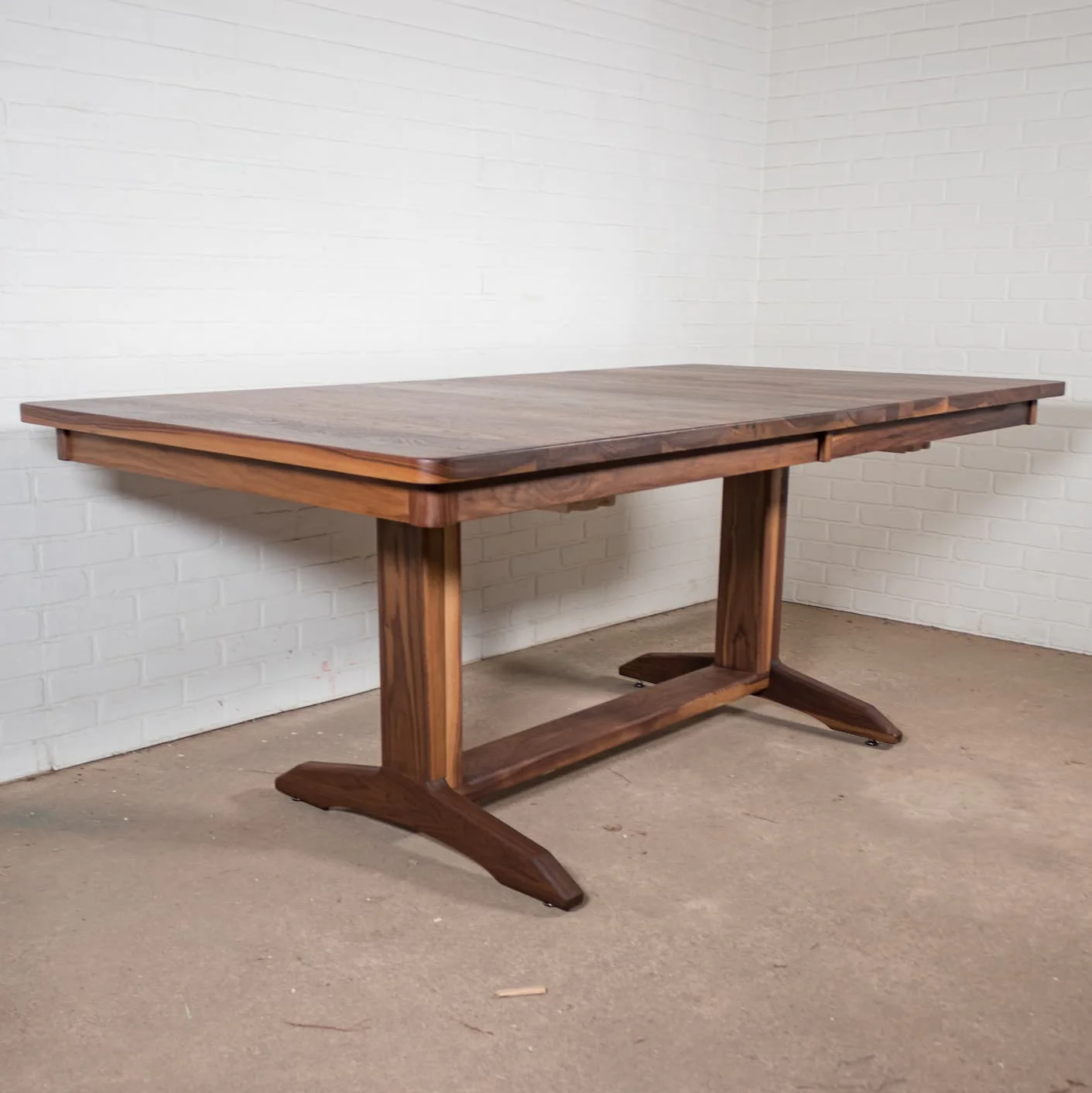 Martin Extendable Trestle Table - Image 6