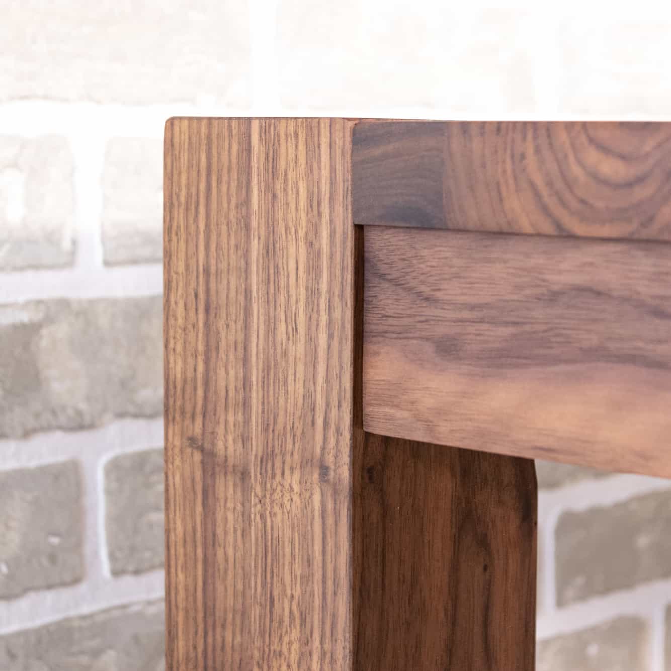 Beaumont Modern Extendable Table - Image 7