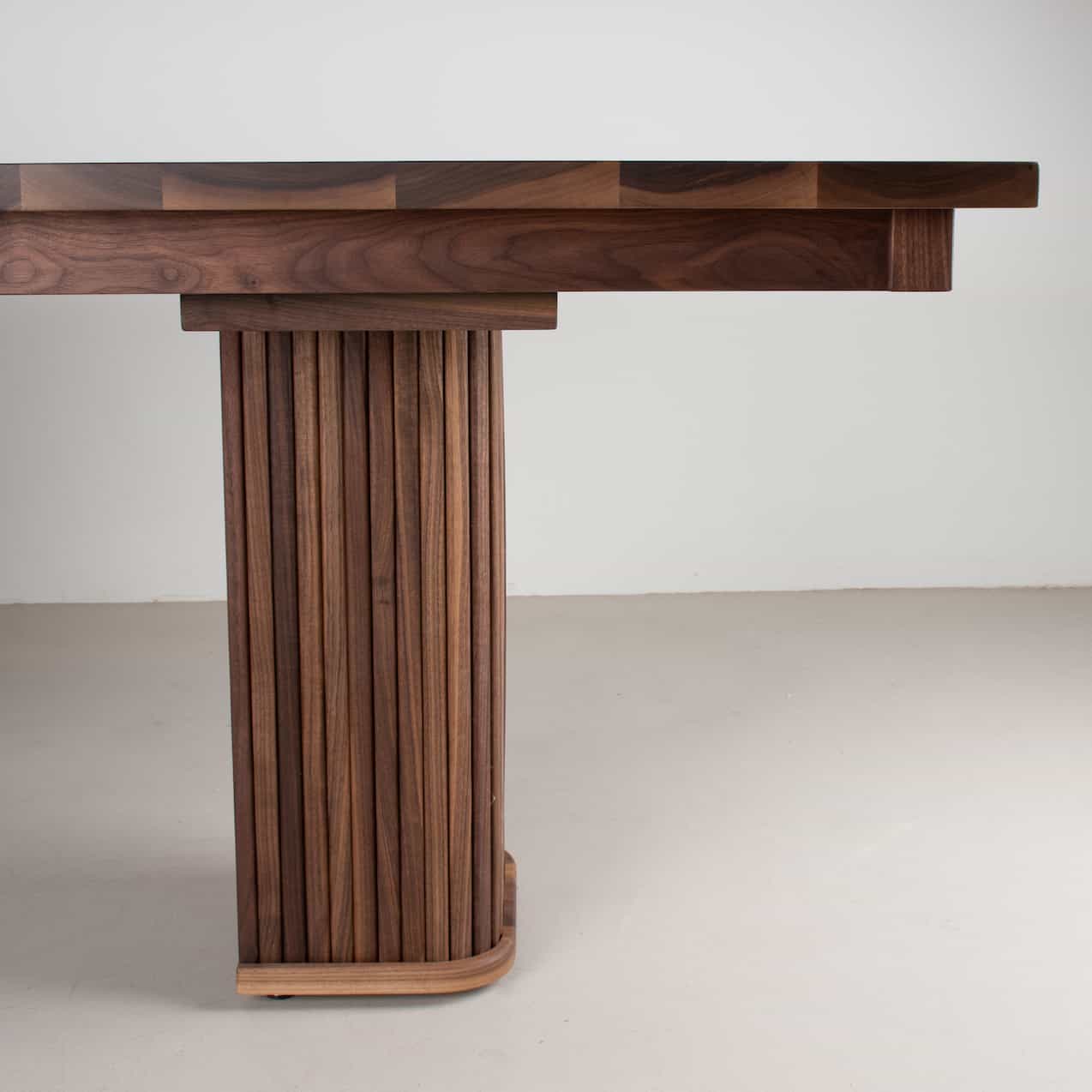 Yoho Extendable Pedestal Table - Image 7